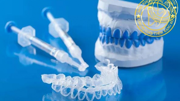 So sánh tẩy trắng răng tại phòng khám và tại nhà