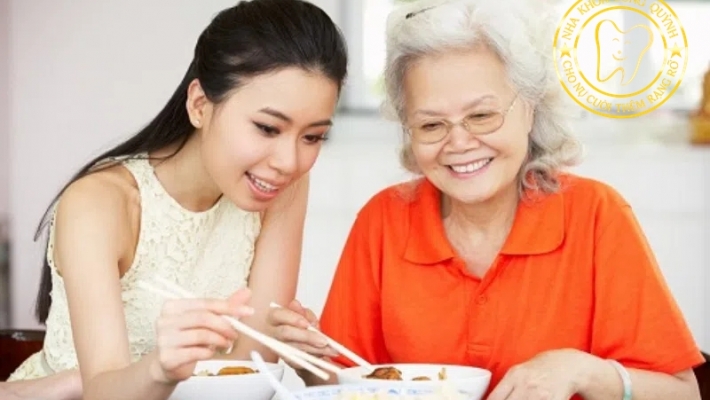 Đầu năm trồng răng mới, cả năm ăn nhai khỏe làm ăn hanh thông